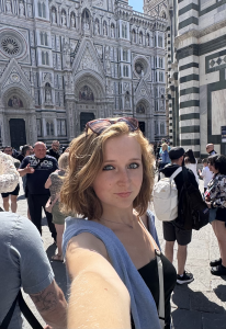 Photo of Annabelle Holloway