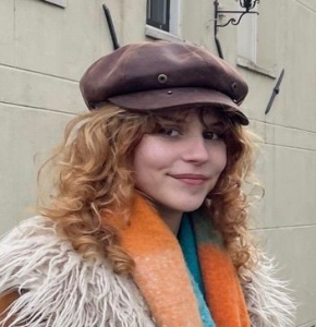 Photo of Elly Frost