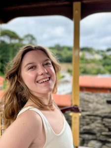 Photo of Jennifer Tonge