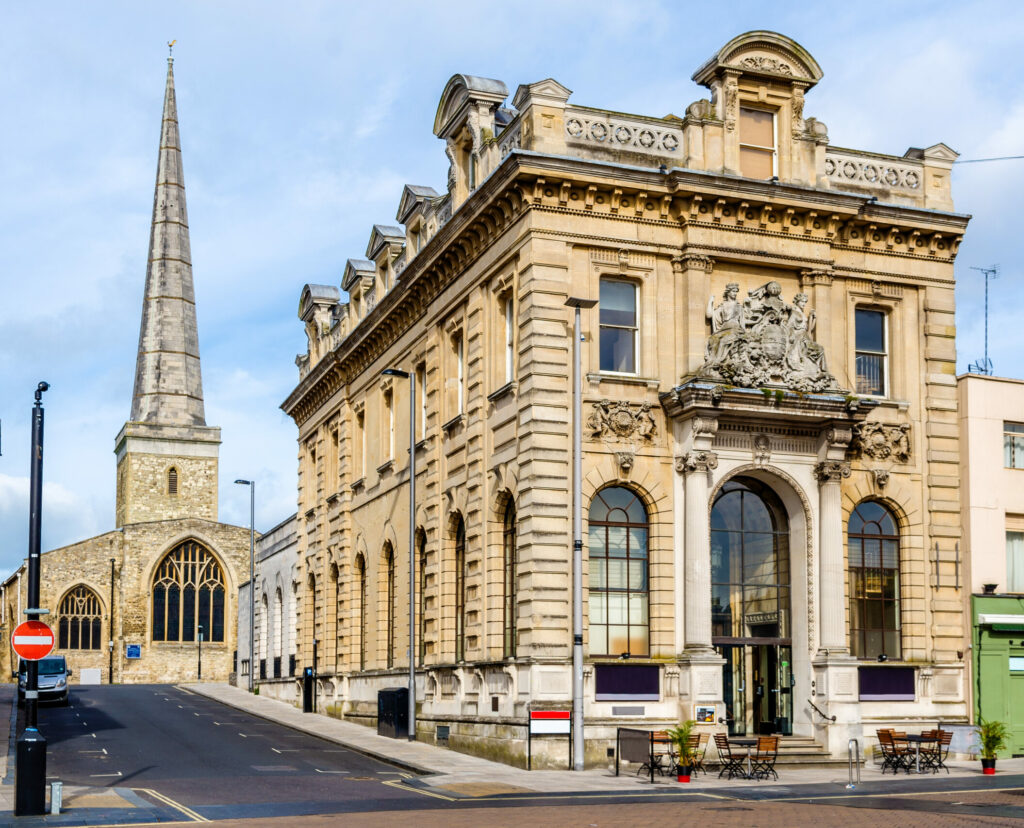 Large building within Southampton City Centre